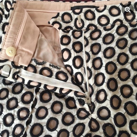 J. Crew Black and White Patterned Women Shorts.100% Cotton. - Picture 2 of 8